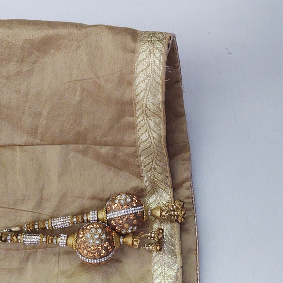 Indian Choli Crop Top Embroidered  Embellished Handmade sz Small - Picture 12 of 17